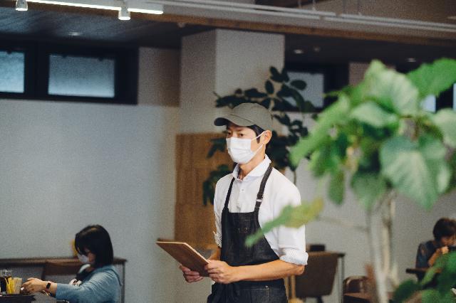 【めばえキッチン】　調理兼任ホールスタッフ募集　健康志向カフェでのお仕事!!　南港病院が運営する健康的なカフェ