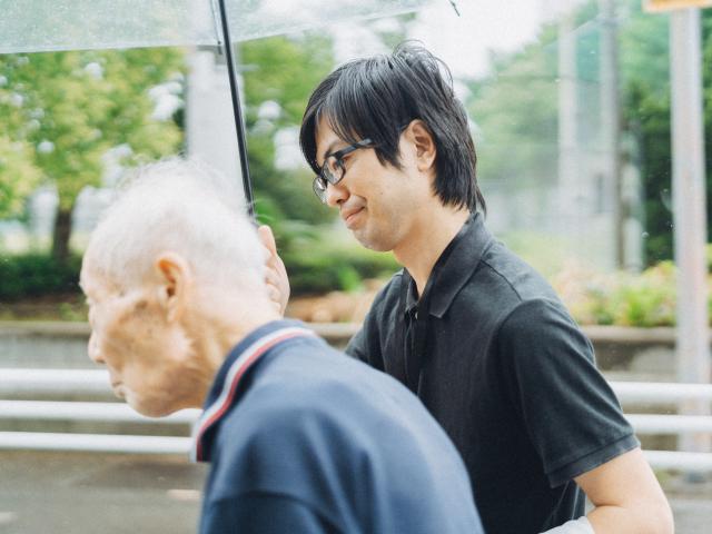 【新設リハビリ特化型デイサービス】住之江公園徒歩5分　風呂・食事・おむつ介助がない介護業務