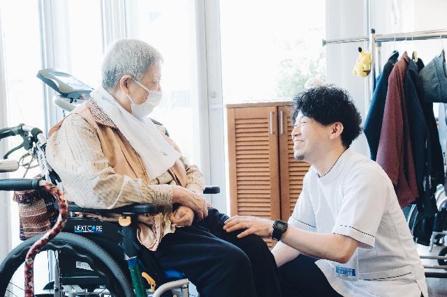 （作業療法士）南港病院グループ　事業拡大に伴い作業療法士増員　（病院・放デイ・通リハ・訪問リハ）　◇25万円～（経験者）
