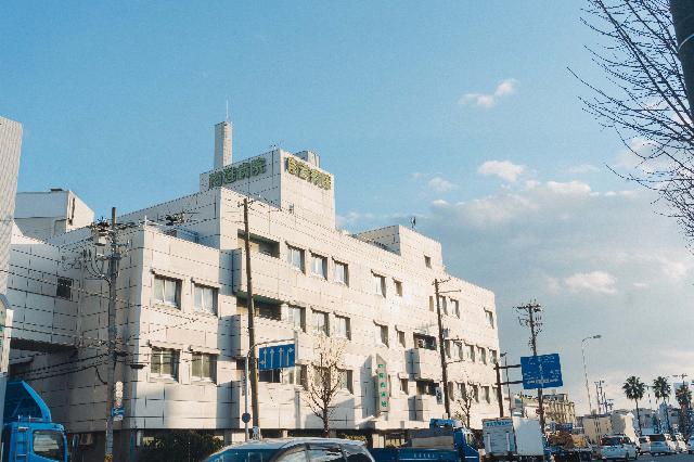 ★医師・整形外科　：　オペ実績200～300件のケアミックス病院（南港病院）　☆年俸制：1800万～