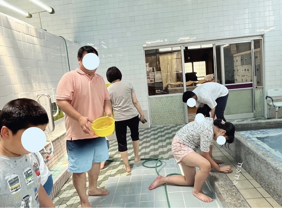 子供　風呂　着替え 